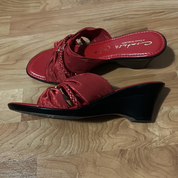 Red Slippers - Picture 5 of 7